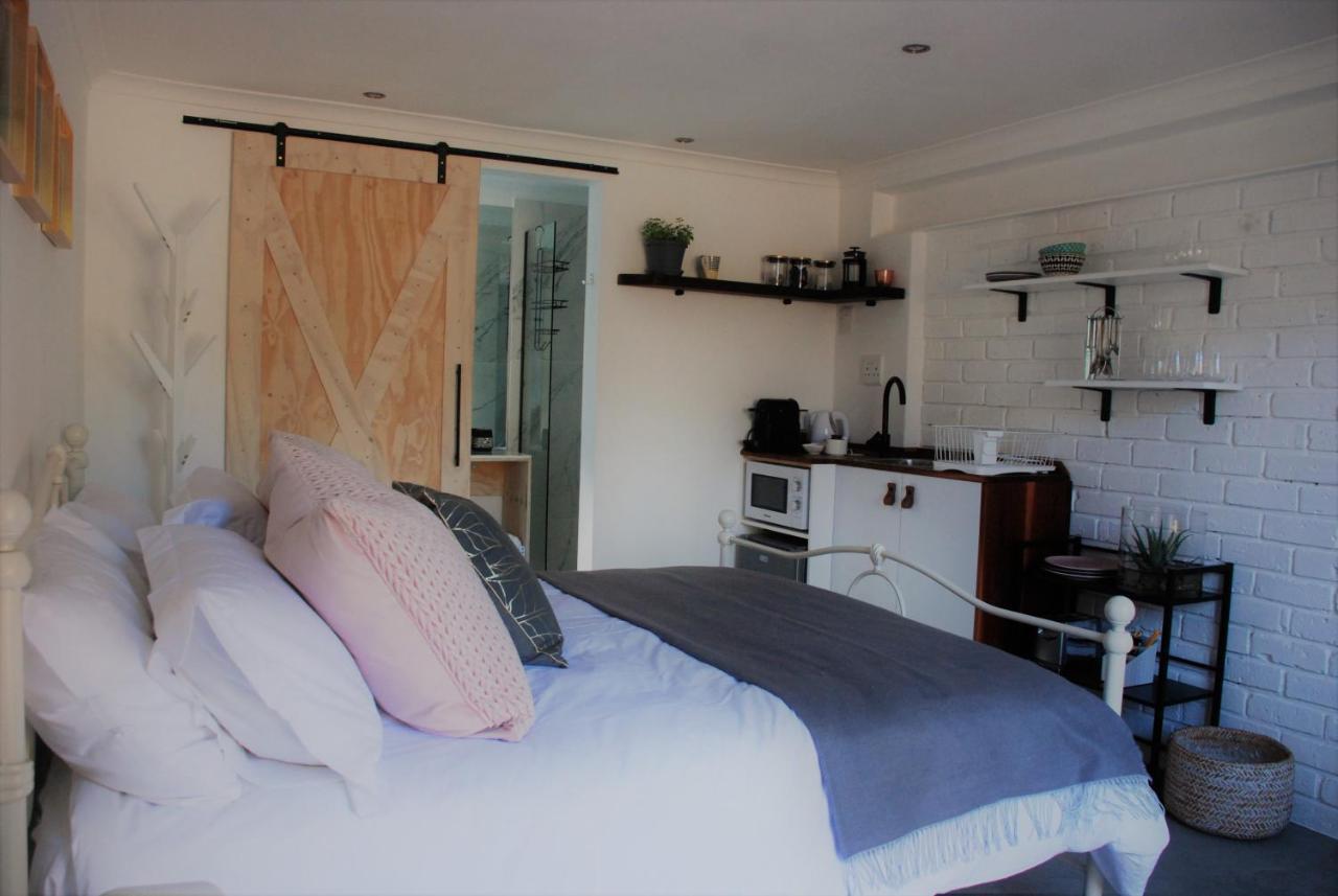 Secure, Private, Queen Room Close To Airport Port Elizabeth Exteriér fotografie