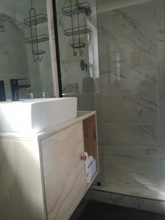 Secure, Private, Queen Room Close To Airport Port Elizabeth Exteriér fotografie